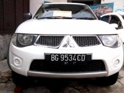 Jual mobil bekas murah Mitsubishi L200 Strada GLS 2012 di Sumatra Utara  2