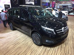 Mobil Mercedes-Benz V-Class V 260 2019 dijual, DKI Jakarta 1