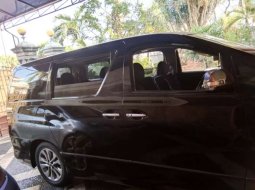 DKI Jakarta, Toyota Vellfire Z 2011 kondisi terawat 2