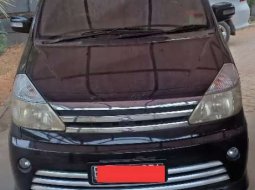 Jawa Barat, Nissan Serena Highway Star 2011 kondisi terawat 3