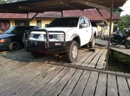 Jual Mitsubishi Triton 2012 harga murah di Kalimantan Timur 1