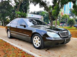 Dijual mobil bekas Mercedes-Benz S-Class S 280 2001, Banten 2