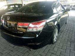 Jual Honda Accord VTi 2011 harga murah di Jawa Tengah 6