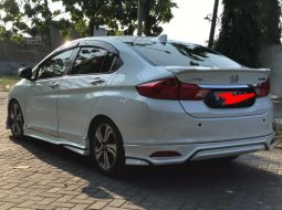 Jawa Timur, jual mobil Honda City E 2014 dengan harga terjangkau 4