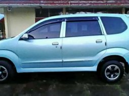 Nusa Tenggara Timur, Daihatsu Xenia 2008 kondisi terawat 4