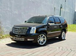 Dijual mobil bekas Cadillac Escalade , Jawa Timur  2