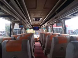 Hino Bus 2013 Jawa Tengah dijual dengan harga termurah 4