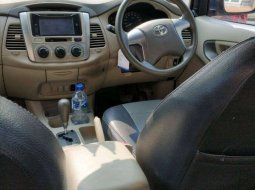 Mobil Toyota Kijang Innova 2014 2.5 G terbaik di Banten 2