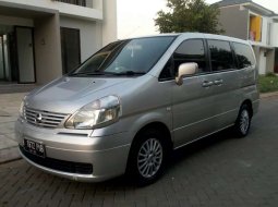 Mobil Nissan Serena 2011 dijual, Jawa Barat 10