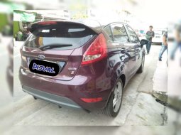 Mobil Ford Fiesta 2013 S terbaik di Kalimantan Barat 4