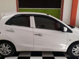 Jawa Timur, jual mobil Honda Brio E 2012 dengan harga terjangkau 5