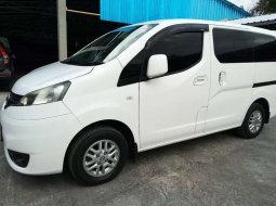 Bali, Nissan Evalia XV 2012 kondisi terawat 13