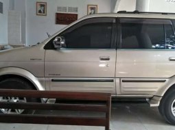 Jual mobil Isuzu Panther GRAND TOURING 2008 bekas, Jawa Timur 5