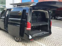 Jual cepat Mercedes-Benz V-Class V 220 2017 di DKI Jakarta 10