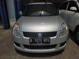 Jawa Barat, dijual mobil Suzuki Swift ST 2012 bekas 3