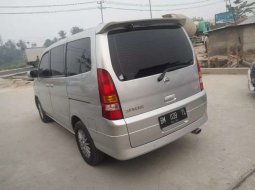Mobil Nissan Serena 2010 Highway Star dijual, Riau 8