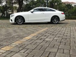 Jual mobil Mercedes-Benz E-Class E 300 2018 bekas, Banten 9