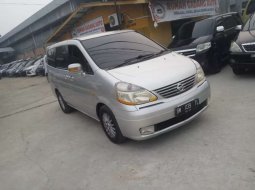 Mobil Nissan Serena 2010 Highway Star dijual, Riau 4