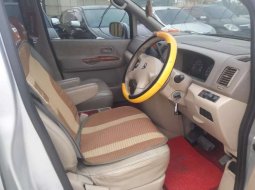 Mobil Nissan Serena 2010 Highway Star dijual, Riau 1