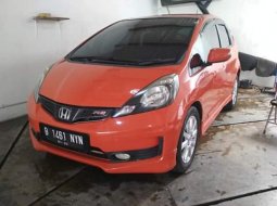 Jual mobil bekas Honda Jazz RS 2013 di Banten 2