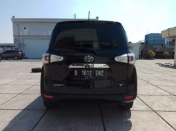 Jual mobil bekas murah Toyota Sienta V 2017 di DKI Jakarta 8