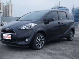 Mobil Toyota Sienta 2016 V terbaik di DKI Jakarta 9