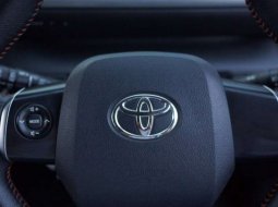 Mobil Toyota Sienta 2016 V terbaik di DKI Jakarta 8