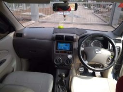 Mobil Daihatsu Xenia 2011 Xi dijual, Banten 3