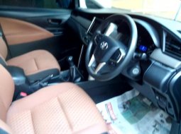 Jual cepat Toyota Kijang Innova 2.0 G 2016 bekas, Sumatra Utara 2