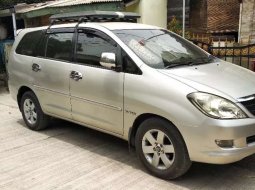 Jual Toyota Kijang Innova V 2005 harga murah di Jawa Barat 15