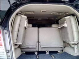 Jawa Timur, jual mobil Toyota Kijang Innova G 2005 dengan harga terjangkau 7