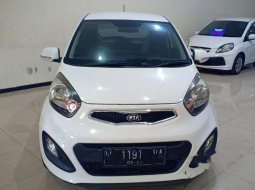 Jual cepat Kia Picanto SE 3 2013 di Jawa Timur 3