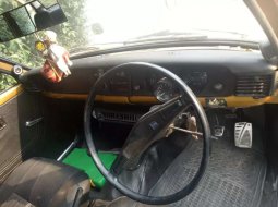 Mobil Toyota Corolla 1973 terbaik di Jawa Barat 4