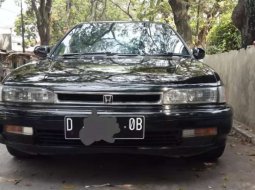 Jawa Barat, Honda Accord 1991 kondisi terawat 4