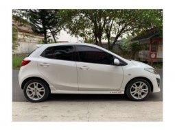 Dijual mobil bekas Mazda 2 R, Jawa Barat  5