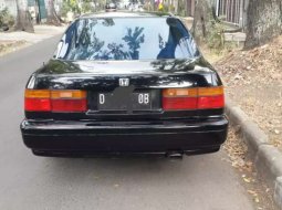 Jawa Barat, Honda Accord 1991 kondisi terawat 2