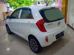 Jual cepat Kia Picanto SE 3 2013 di Jawa Timur 1