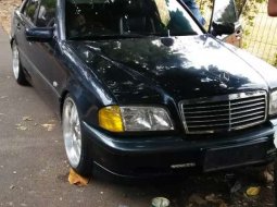 Jual mobil Mercedes-Benz C-Class 230 1997 bekas, DKI Jakarta 2