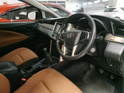 Jual cepat Toyota Kijang Innova 2.0 G 2017 di DIY Yogyakarta 4