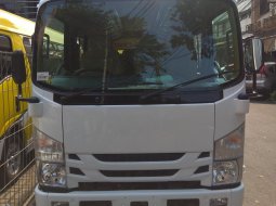 Dijual mobil bekas Isuzu Elf 2.8 Minibus Diesel 2019, DKI Jakarta  2