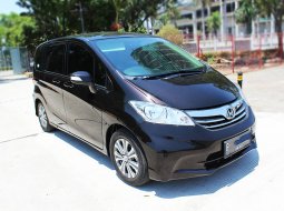 Dijual mobil Honda Freed PSD 2012 bekas, DKI Jakarta 2