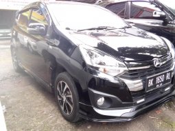 Jual mobil Daihatsu Ayla 1.2 R Deluxe 2017 terbaik di Sumatra Utara 1