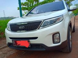 Mobil Kia Sorento 2013 terbaik di DKI Jakarta 6