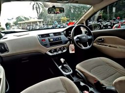 Jual mobil bekas murah Kia Rio 2013 di DKI Jakarta 6