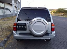 Jual cepat Suzuki Escudo 2006 di Jawa Timur 4