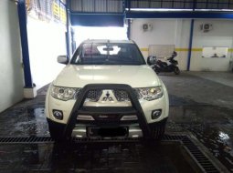 Jual cepat Mitsubishi Pajero Sport Dakar 2012 di Jawa Timur 4