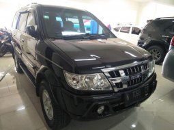 Mobil Isuzu Panther 2010 GRAND TOURING terbaik di Jawa Timur 8