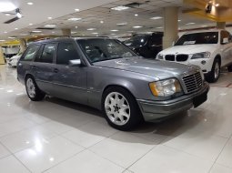DKI Jakarta, dijual mobil Mercedes-Benz 300 TE 24 1989 3