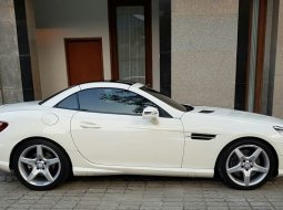 Jual mobil Mercedes-Benz SLK SLK 250 2012 terbaik di DKI Jakarta 4