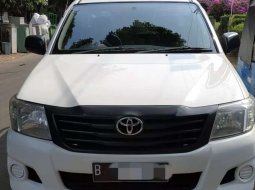 DKI Jakarta, Toyota Hilux 2015 kondisi terawat 3